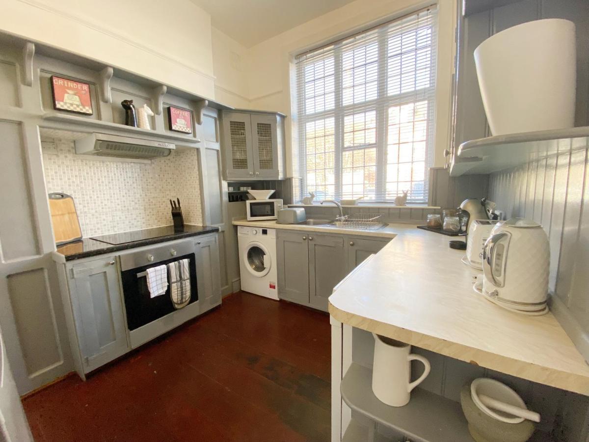 The Table House Close To Town & Beach Free Parking Bournemouth Eksteriør bilde